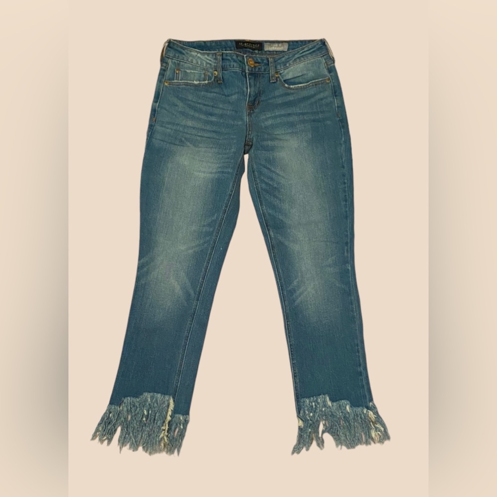 Aeropostale Ankle Length Jeans with Fringe at bottom Size 0